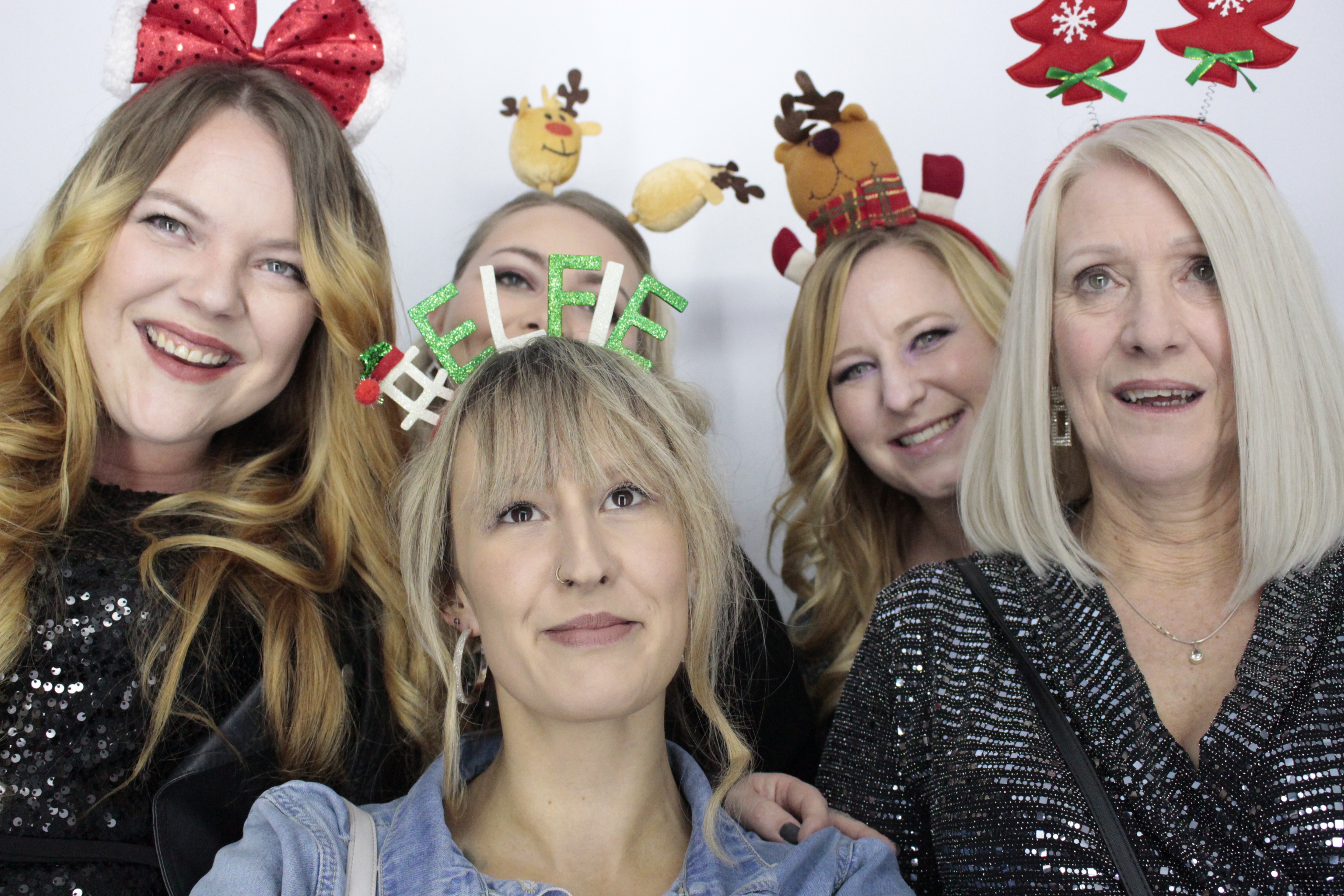 Fittleworth Medical Christmas Party | View more photos from the event at gallery.myphotoboothexperience.co.uk/u/MyPhotoBoothExperienceLtd/Fittleworth-Medical-Christmas-Party